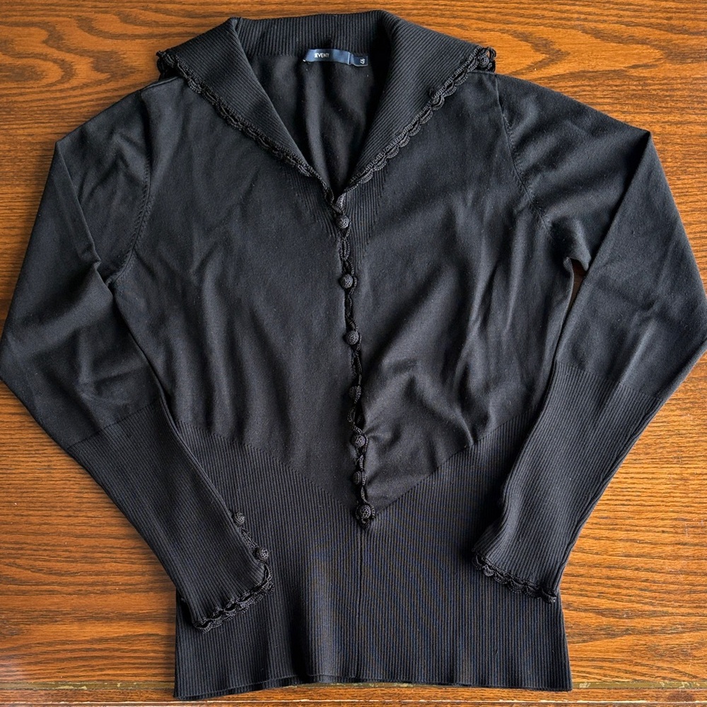 Seventy Black Silk/Spandex Italian Sweater Crochet Trim Fold Over Collar EUC